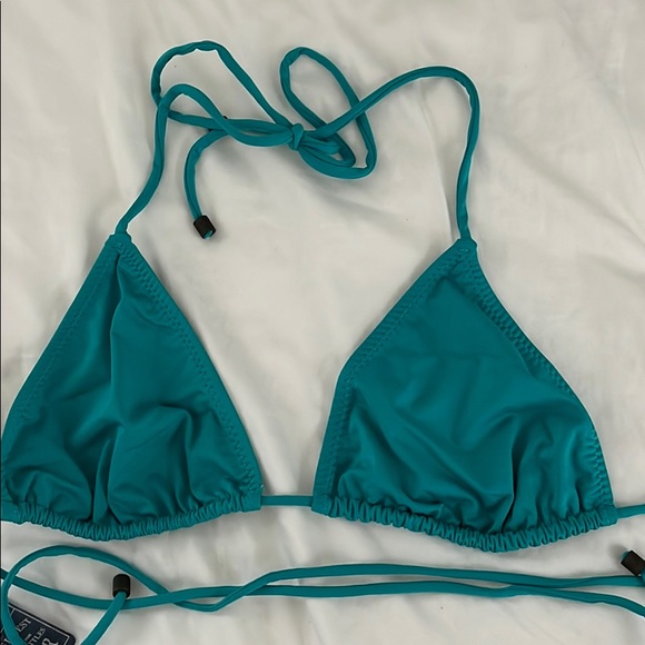 Faherty String Bikini - Picture 2 of 5
